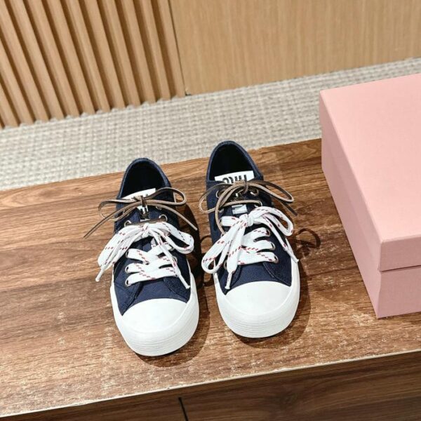 repliche,replica,perfette,siti di,affidabili,migliori siti,dove comprare,1:1,scarpe da ginnastica Scarpe casual in tela Miu Miu Retro Biscuit