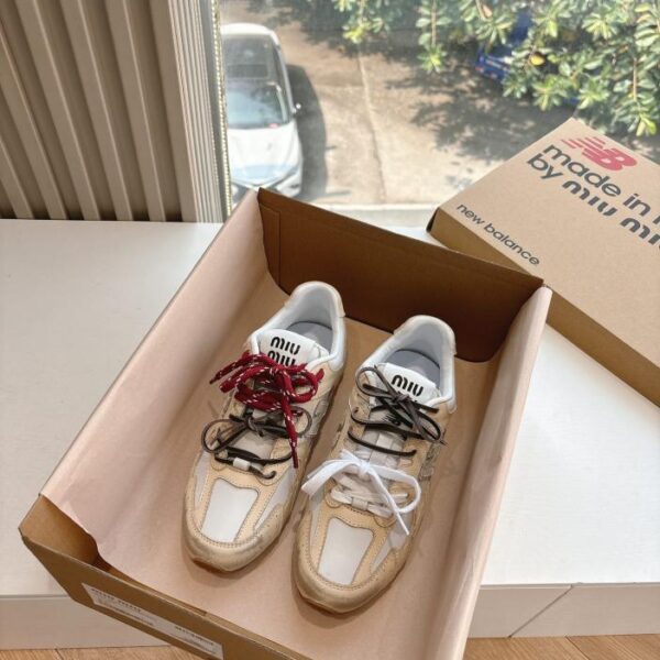 repliche,replica,perfette,siti di,affidabili,migliori siti,dove comprare,1:1,scarpe da ginnastica G027 Scarpe bianche Miu Miu