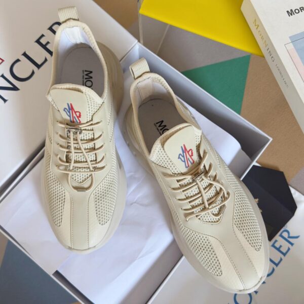 Scarpe sportive per il tempo libero all'aperto Moncler Trailgrip Lite 2, modello da pap脿