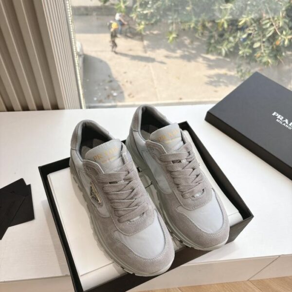 G741 PRADA Scarpe da ginnastica tedesche con suola sottile per la sfilata primavera estate