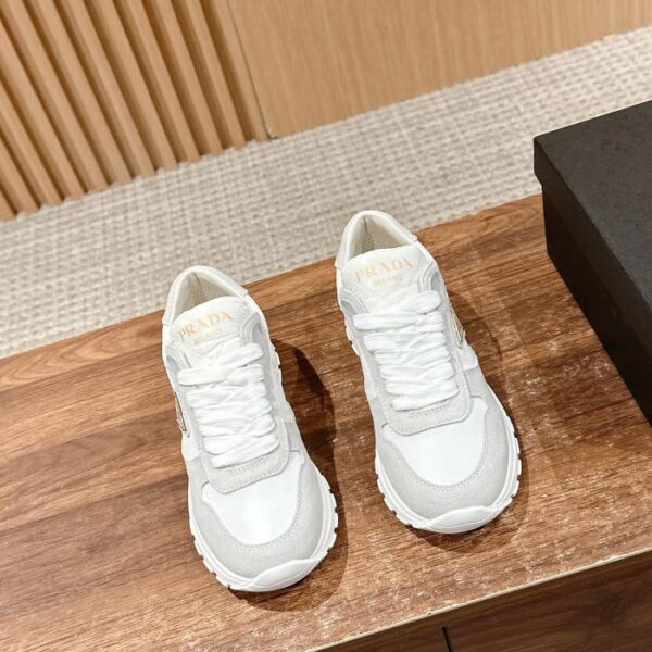 repliche,replica,perfette,siti di,affidabili,migliori siti,dove comprare,1:1,scarpe da ginnastica Scarpe sportive da donna Prada primavera ed estate