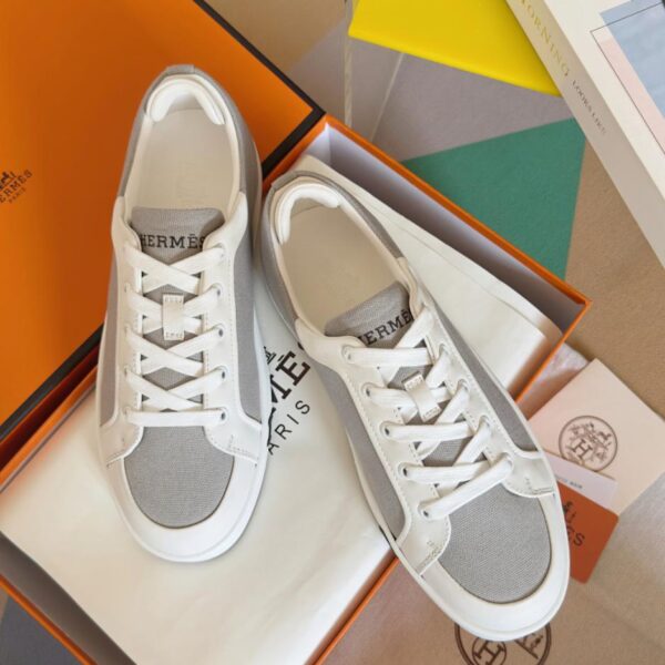 repliche,replica,perfette,siti di,affidabili,migliori siti,dove comprare,1:1,scarpe da ginnastica Versione top delle scarpe sportive per il tempo libero della serie Hermes Kid, scarpe da skateboard bianche