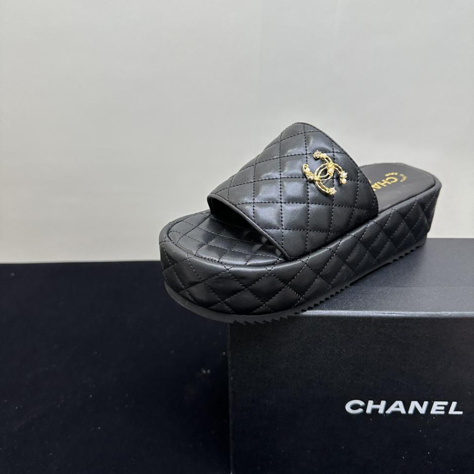 repliche,replica,perfette,siti di,affidabili,migliori siti,dove comprare,1:1,scarpe da ginnastica Ciabatte CHANEL classiche primavera ed estate con doppia C e plateau spesso e fondo spesso repliche,replica,perfette,siti di,affidabili,migliori siti,dove comprare,1:1,scarpe da ginnastica Ciabatte CHANEL classiche primavera ed estate con doppia C e plateau spesso e fondo spesso
