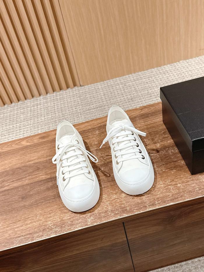repliche,replica,perfette,siti di,affidabili,migliori siti,dove comprare,1:1,scarpe da ginnastica Le nuove scarpe Chanel con punta grande e stampa a rombi repliche,replica,perfette,siti di,affidabili,migliori siti,dove comprare,1:1,scarpe da ginnastica Le nuove scarpe Chanel con punta grande e stampa a rombi