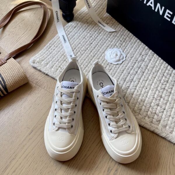 repliche,replica,perfette,siti di,affidabili,migliori siti,dove comprare,1:1,scarpe da ginnastica Scarpe bianche con suola spessa Chanel, nuova versione primaverile