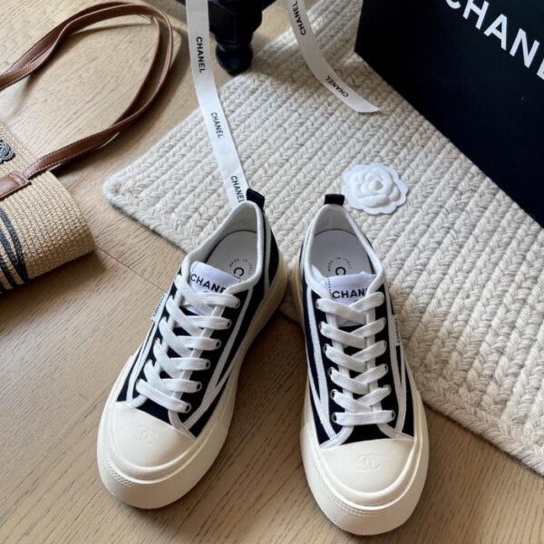repliche,replica,perfette,siti di,affidabili,migliori siti,dove comprare,1:1,scarpe da ginnastica Scarpe bianche con suola spessa Chanel, nuova versione primaverile