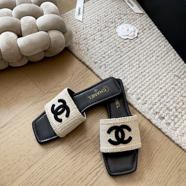 repliche,replica,perfette,siti di,affidabili,migliori siti,dove comprare,1:1,scarpe da ginnastica Pantofole in maglia Chanel Early Spring New, versione top della serie