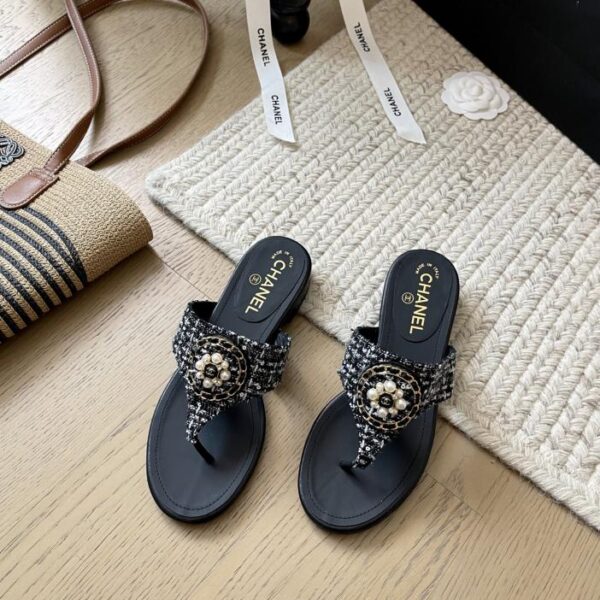 repliche,replica,perfette,siti di,affidabili,migliori siti,dove comprare,1:1,scarpe da ginnastica Nuove infradito Chanel Top Edition
