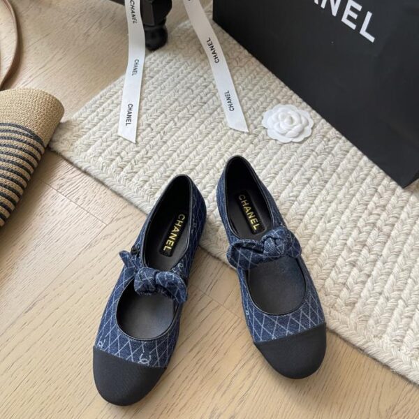 repliche,replica,perfette,siti di,affidabili,migliori siti,dove comprare,1:1,scarpe da ginnastica Scarpe Mary Jane Chanel di inizio primavera, versione top