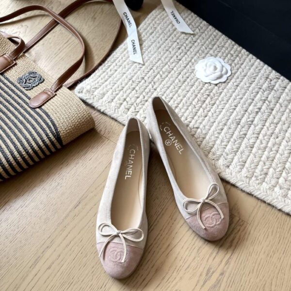 repliche,replica,perfette,siti di,affidabili,migliori siti,dove comprare,1:1,scarpe da ginnastica Le classiche scarpette da ballo Chanel in nuovi colori, versione top