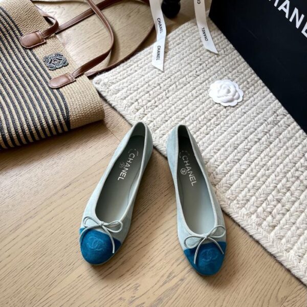 repliche,replica,perfette,siti di,affidabili,migliori siti,dove comprare,1:1,scarpe da ginnastica Le classiche scarpette da ballo Chanel in nuovi colori, versione top