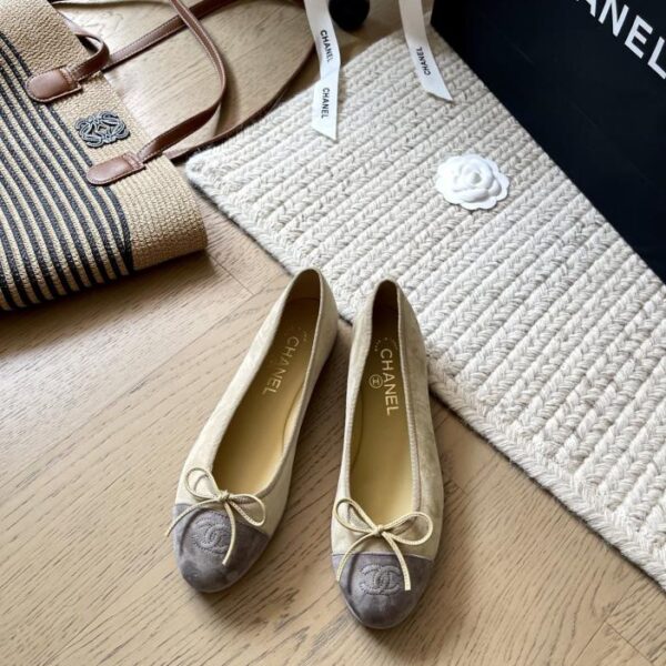 repliche,replica,perfette,siti di,affidabili,migliori siti,dove comprare,1:1,scarpe da ginnastica Le classiche scarpette da ballo Chanel in nuovi colori, versione top