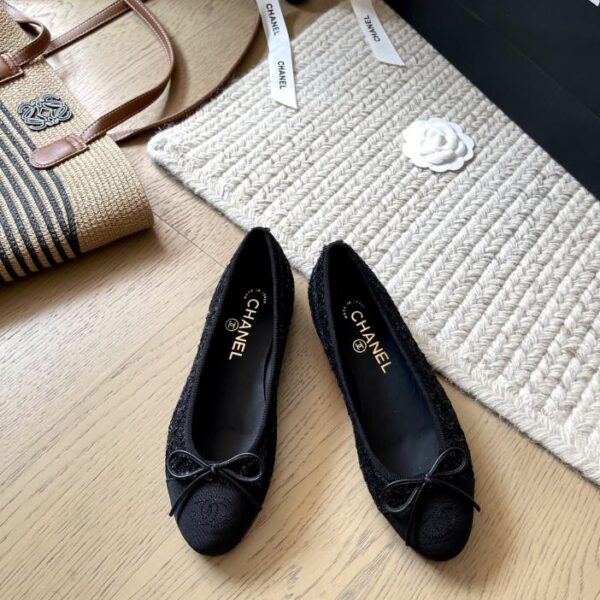 repliche,replica,perfette,siti di,affidabili,migliori siti,dove comprare,1:1,scarpe da ginnastica Le classiche scarpette da ballo Chanel in nuovi colori, versione top