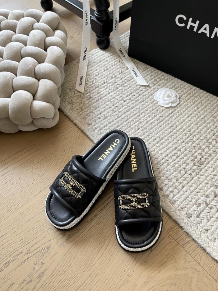 repliche,replica,perfette,siti di,affidabili,migliori siti,dove comprare,1:1,scarpe da ginnastica Nuove pantofole di perle Chanel Early Spring, versione top repliche,replica,perfette,siti di,affidabili,migliori siti,dove comprare,1:1,scarpe da ginnastica Nuove pantofole di perle Chanel Early Spring, versione top