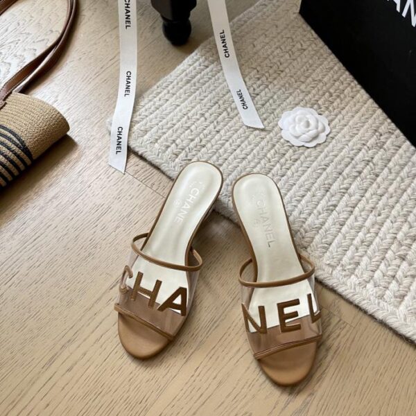 repliche,replica,perfette,siti di,affidabili,migliori siti,dove comprare,1:1,scarpe da ginnastica Nuove pantofole con tacco alto Chanel per l’inizio della primavera, versione top