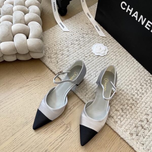 repliche,replica,perfette,siti di,affidabili,migliori siti,dove comprare,1:1,scarpe da ginnastica Scarpe Chanel con tacco grosso Mary Jane, nuove di zecca, per l’inizio della primavera, versione top