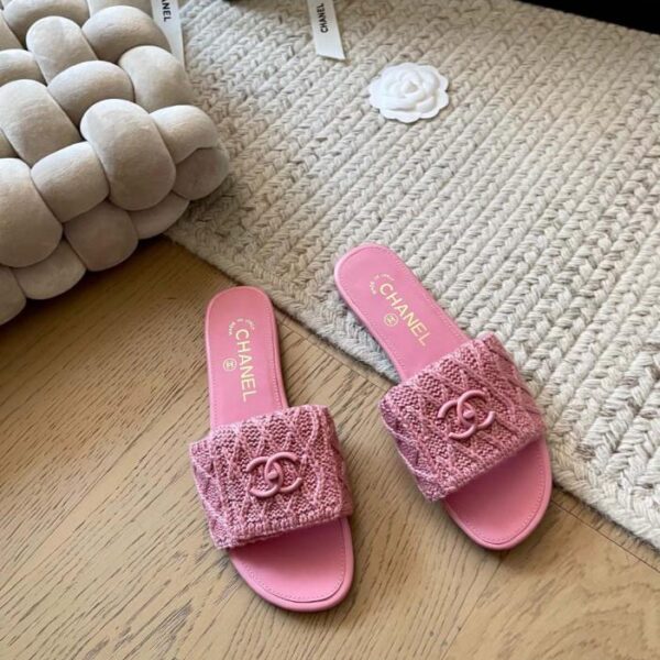 repliche,replica,perfette,siti di,affidabili,migliori siti,dove comprare,1:1,scarpe da ginnastica Le nuove pantofole con fibbia per borsa da scuola di Chanel per l’inizio della primavera