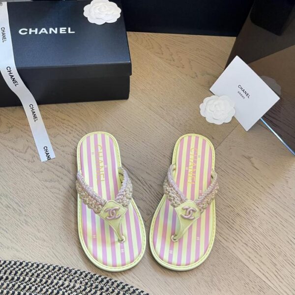 repliche,replica,perfette,siti di,affidabili,migliori siti,dove comprare,1:1,scarpe da ginnastica Infradito Chanel in tessuto piatto, versione top