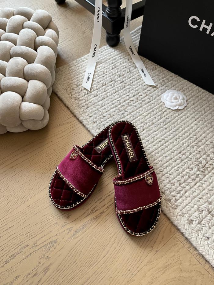 repliche,replica,perfette,siti di,affidabili,migliori siti,dove comprare,1:1,scarpe da ginnastica Sandali con catena Chanel Early Spring, nuova serie, versione top repliche,replica,perfette,siti di,affidabili,migliori siti,dove comprare,1:1,scarpe da ginnastica Sandali con catena Chanel Early Spring, nuova serie, versione top