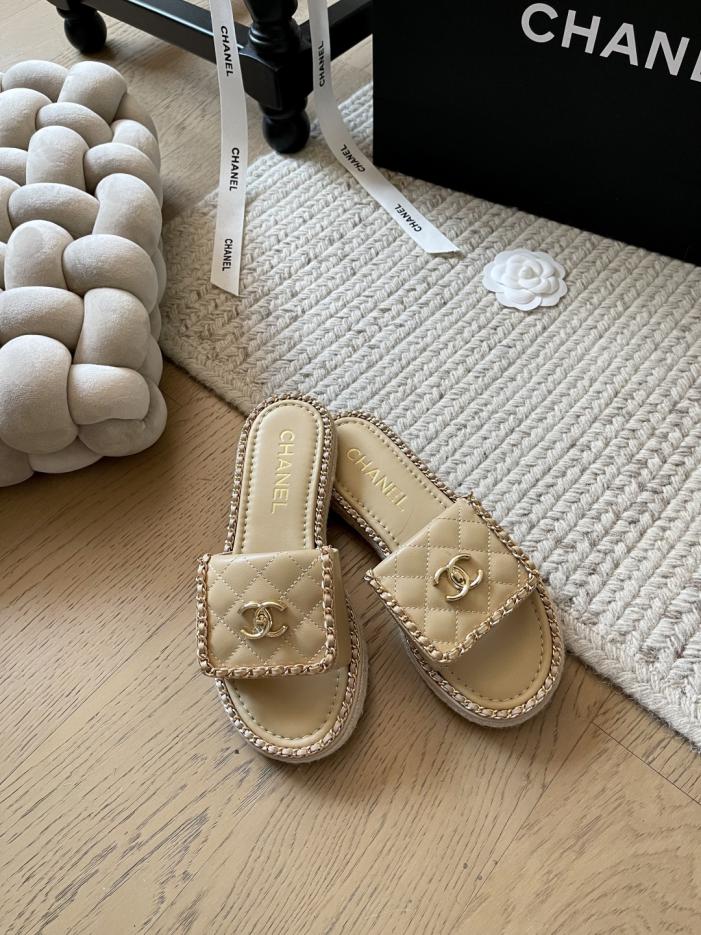 repliche,replica,perfette,siti di,affidabili,migliori siti,dove comprare,1:1,scarpe da ginnastica Borsa da scuola Chanel Early Spring, nuova serie di sandali con fibbia a catena, versione top repliche,replica,perfette,siti di,affidabili,migliori siti,dove comprare,1:1,scarpe da ginnastica Borsa da scuola Chanel Early Spring, nuova serie di sandali con fibbia a catena, versione top