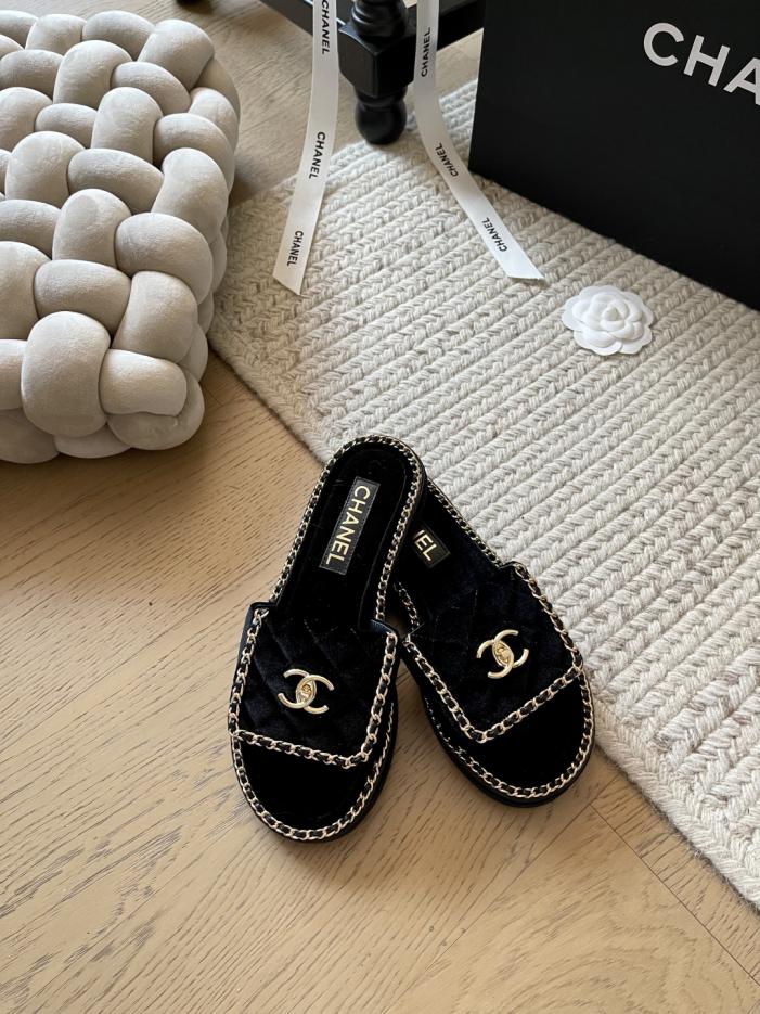repliche,replica,perfette,siti di,affidabili,migliori siti,dove comprare,1:1,scarpe da ginnastica Borsa da scuola Chanel Early Spring, nuova serie di sandali con fibbia a catena, versione top repliche,replica,perfette,siti di,affidabili,migliori siti,dove comprare,1:1,scarpe da ginnastica Borsa da scuola Chanel Early Spring, nuova serie di sandali con fibbia a catena, versione top