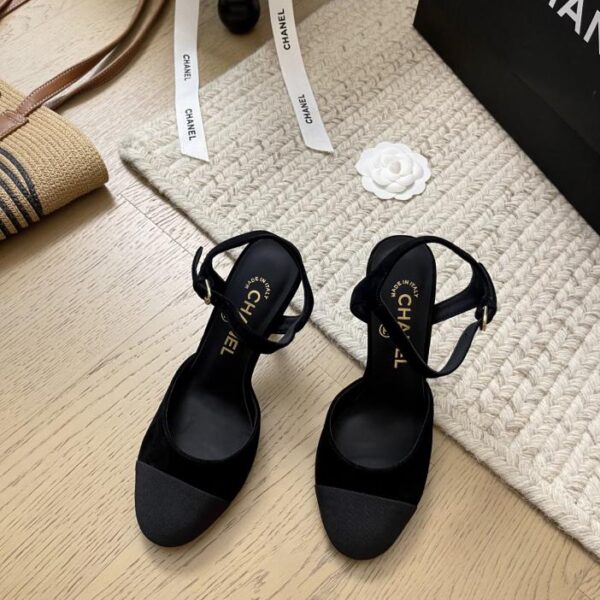 repliche,replica,perfette,siti di,affidabili,migliori siti,dove comprare,1:1,scarpe da ginnastica Chanel, nuova versione primavera dei tacchi alti Mary Jane
