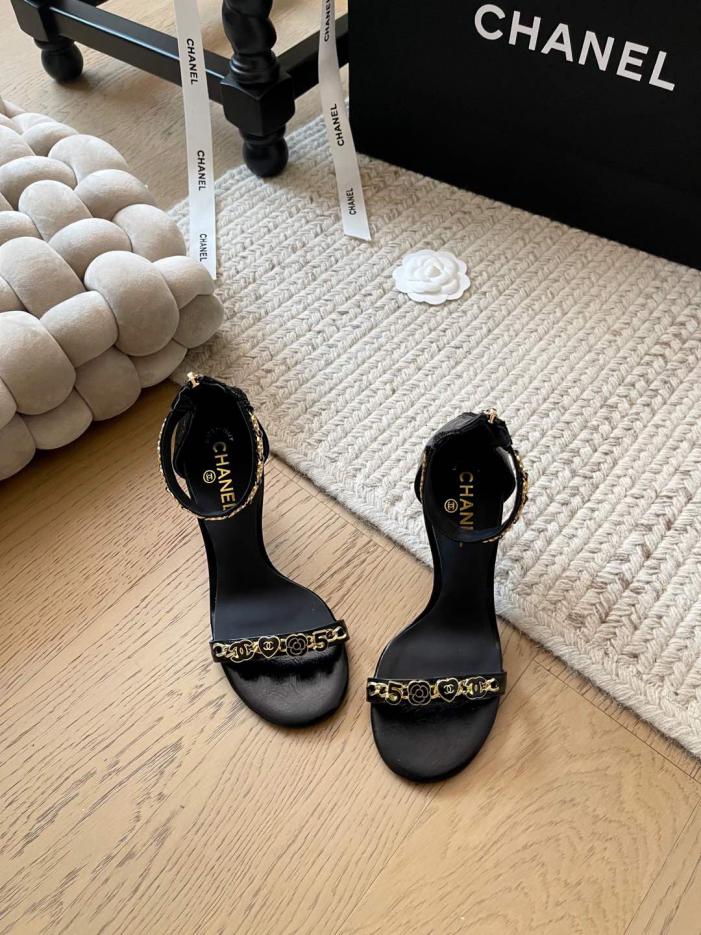 repliche,replica,perfette,siti di,affidabili,migliori siti,dove comprare,1:1,scarpe da ginnastica Sandali con tacco alto e catena Chanel, nuovi per l’inizio della primavera, versione top repliche,replica,perfette,siti di,affidabili,migliori siti,dove comprare,1:1,scarpe da ginnastica Sandali con tacco alto e catena Chanel, nuovi per l’inizio della primavera, versione top