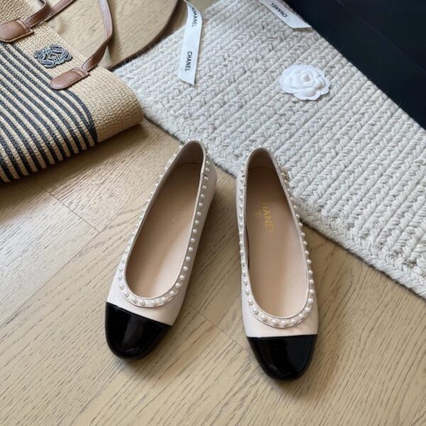 repliche,replica,perfette,siti di,affidabili,migliori siti,dove comprare,1:1,scarpe da ginnastica Scarpe Chanel di inizio primavera, nuove di zecca, versione top