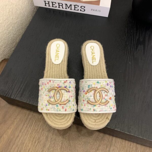 repliche,replica,perfette,siti di,affidabili,migliori siti,dove comprare,1:1,scarpe da ginnastica Sandali Chanel, versione originale