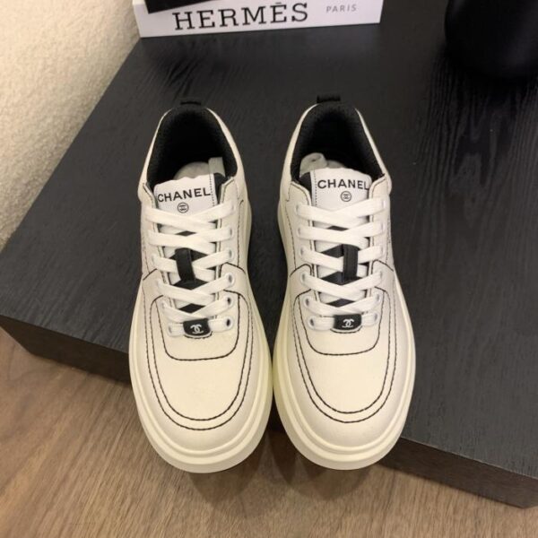 repliche,replica,perfette,siti di,affidabili,migliori siti,dove comprare,1:1,scarpe da ginnastica Sandali Chanel, versione originale