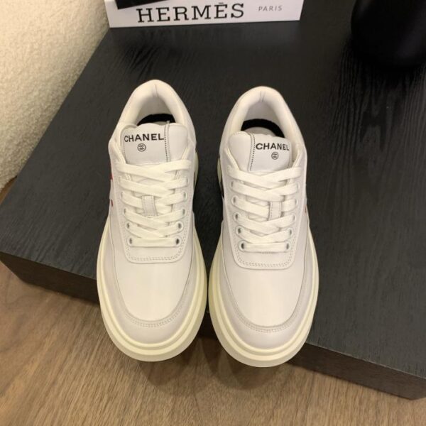 repliche,replica,perfette,siti di,affidabili,migliori siti,dove comprare,1:1,scarpe da ginnastica Sandali Chanel, versione originale