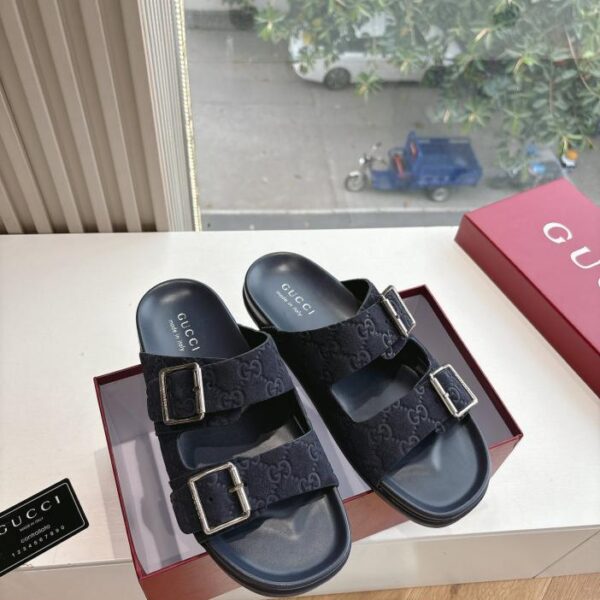 G335 versione top GUCCI pantofole da donna con suola spessa e mules chiuse