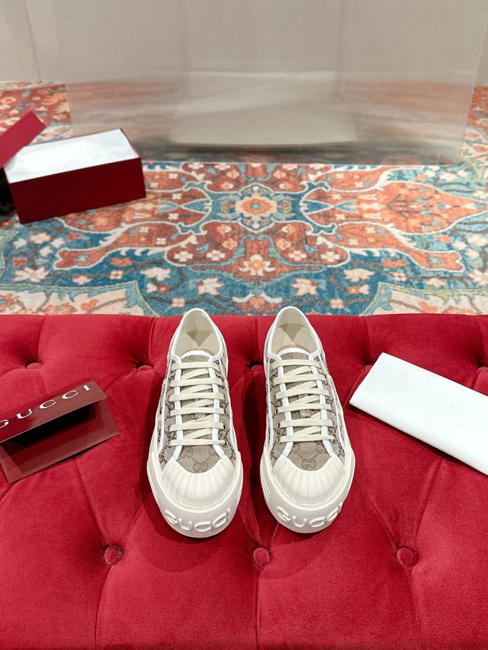 repliche,replica,perfette,siti di,affidabili,migliori siti,dove comprare,1:1,scarpe da ginnastica Sneakers Gucci in tela GG repliche,replica,perfette,siti di,affidabili,migliori siti,dove comprare,1:1,scarpe da ginnastica Sneakers Gucci in tela GG