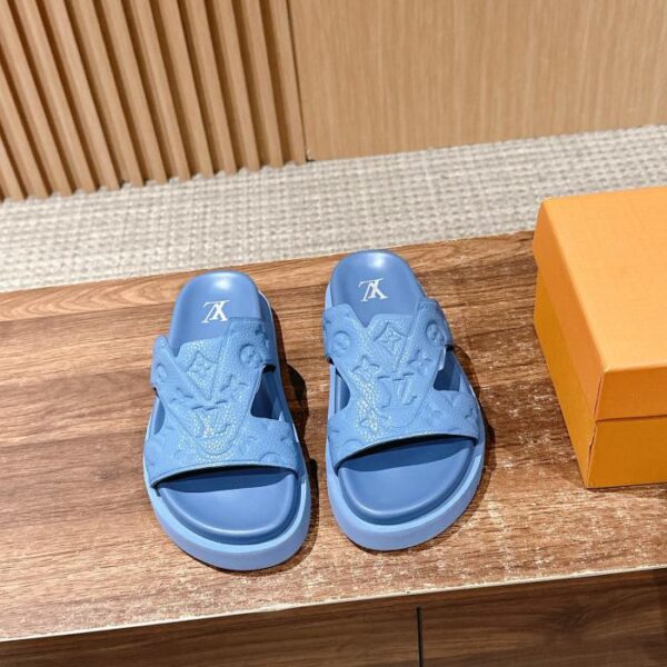 Ciabatte da spiaggia casual estive Louis Vuitton, nuove