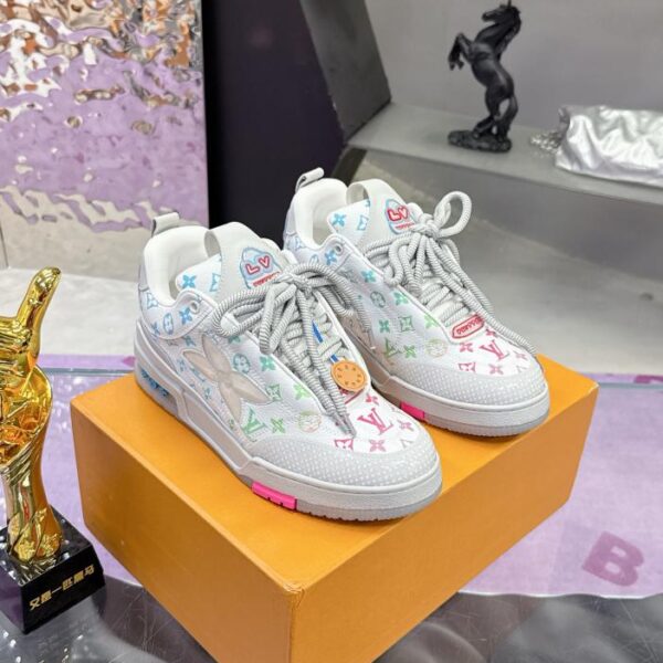 repliche,replica,perfette,siti di,affidabili,migliori siti,dove comprare,1:1,scarpe da ginnastica Nuovo colore ufficiale delle scarpe da skateboard della passerella Louis Vuitton, T