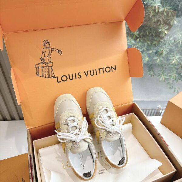 repliche,replica,perfette,siti di,affidabili,migliori siti,dove comprare,1:1,scarpe da ginnastica Scarpe da ginnastica Louis Vuitton Footprint Soccer Ballet