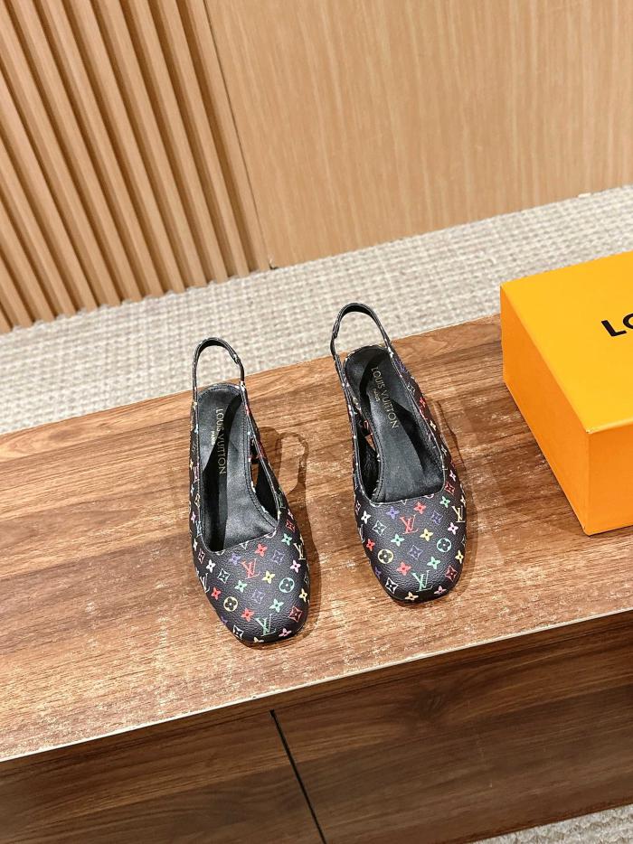 repliche,replica,perfette,siti di,affidabili,migliori siti,dove comprare,1:1,scarpe da ginnastica Sandali Mary Jane Louis Vuitton nuovi con tacco spesso e cava, colore vecchio, scarpe singole repliche,replica,perfette,siti di,affidabili,migliori siti,dove comprare,1:1,scarpe da ginnastica Sandali Mary Jane Louis Vuitton nuovi con tacco spesso e cava, colore vecchio, scarpe singole