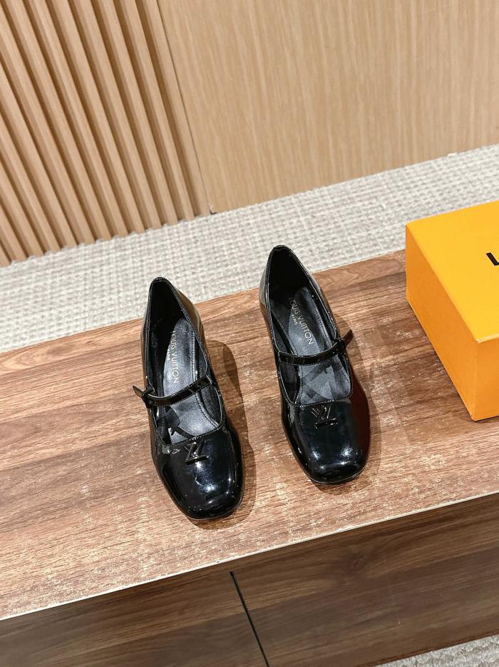 repliche,replica,perfette,siti di,affidabili,migliori siti,dove comprare,1:1,scarpe da ginnastica Sandali Mary Jane Louis Vuitton nuovi con tacco spesso e cava, colore vecchio, scarpe singole repliche,replica,perfette,siti di,affidabili,migliori siti,dove comprare,1:1,scarpe da ginnastica Sandali Mary Jane Louis Vuitton nuovi con tacco spesso e cava, colore vecchio, scarpe singole
