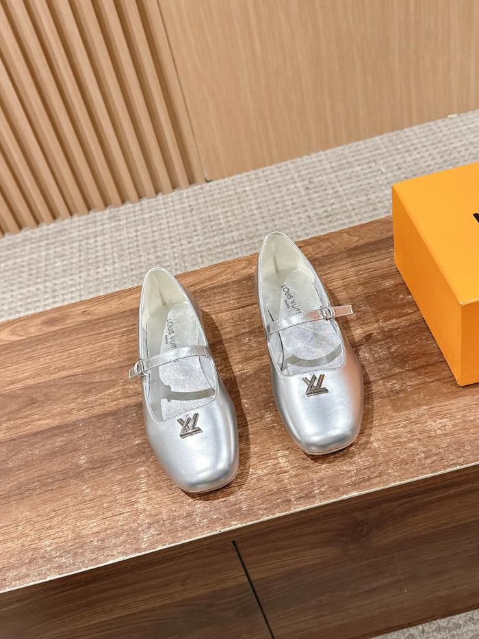 repliche,replica,perfette,siti di,affidabili,migliori siti,dove comprare,1:1,scarpe da ginnastica Sandali Mary Jane Louis Vuitton nuovi con tacco spesso e cava, colore vecchio, scarpe singole repliche,replica,perfette,siti di,affidabili,migliori siti,dove comprare,1:1,scarpe da ginnastica Sandali Mary Jane Louis Vuitton nuovi con tacco spesso e cava, colore vecchio, scarpe singole