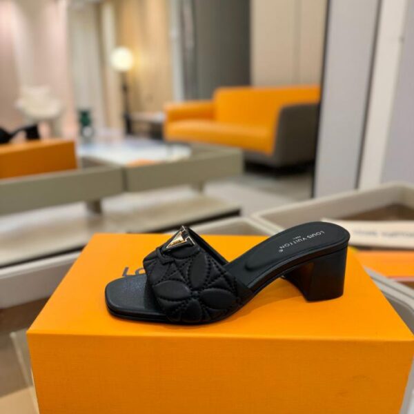 repliche,replica,perfette,siti di,affidabili,migliori siti,dove comprare,1:1,scarpe da ginnastica Pantofole della serie ufficiale Louis Vuitton