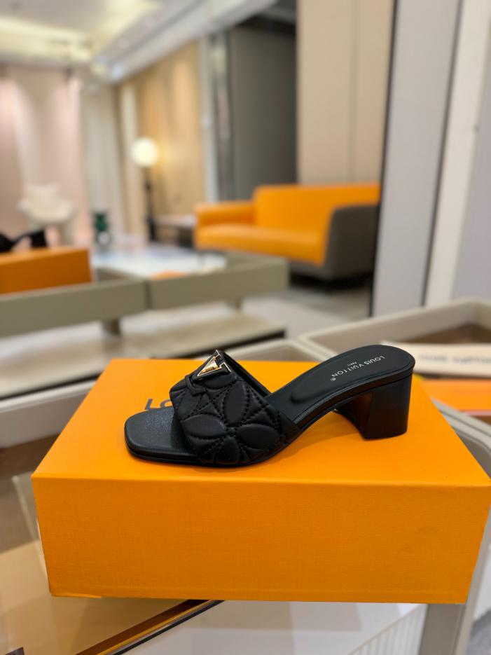 repliche,replica,perfette,siti di,affidabili,migliori siti,dove comprare,1:1,scarpe da ginnastica Pantofole della serie ufficiale Louis Vuitton repliche,replica,perfette,siti di,affidabili,migliori siti,dove comprare,1:1,scarpe da ginnastica Pantofole della serie ufficiale Louis Vuitton