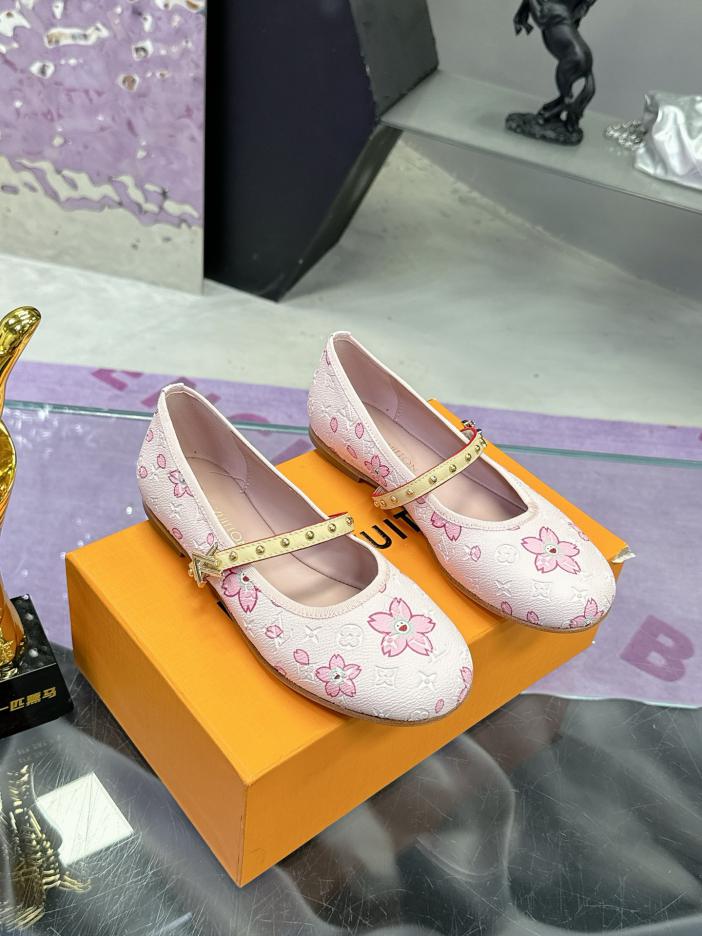 repliche,replica,perfette,siti di,affidabili,migliori siti,dove comprare,1:1,scarpe da ginnastica Collezione di scarpe primavera/estate Louis Vuitton, ballerine Mary Jane alla moda repliche,replica,perfette,siti di,affidabili,migliori siti,dove comprare,1:1,scarpe da ginnastica Collezione di scarpe primavera/estate Louis Vuitton, ballerine Mary Jane alla moda