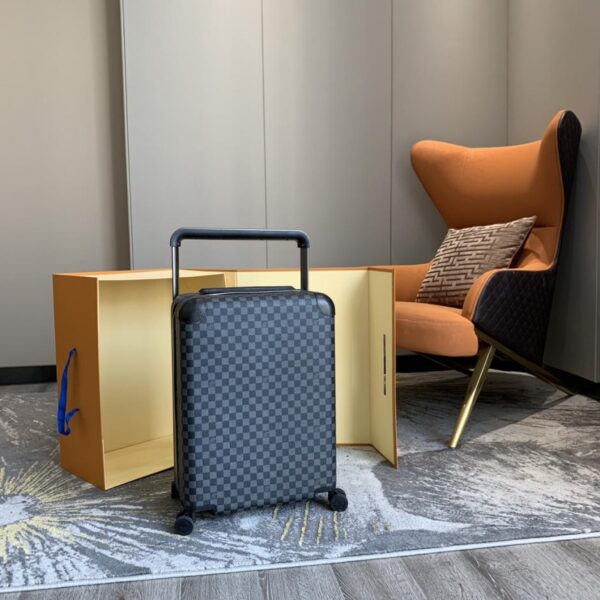 repliche,replica,perfette,siti di,affidabili,migliori siti,dove comprare,1:1,scarpe da ginnastica Valigia trolley a quattro ruote/borsa da viaggio Louis Vuitton HORIZON da 55 cm, 20 pollici (5DPK8)