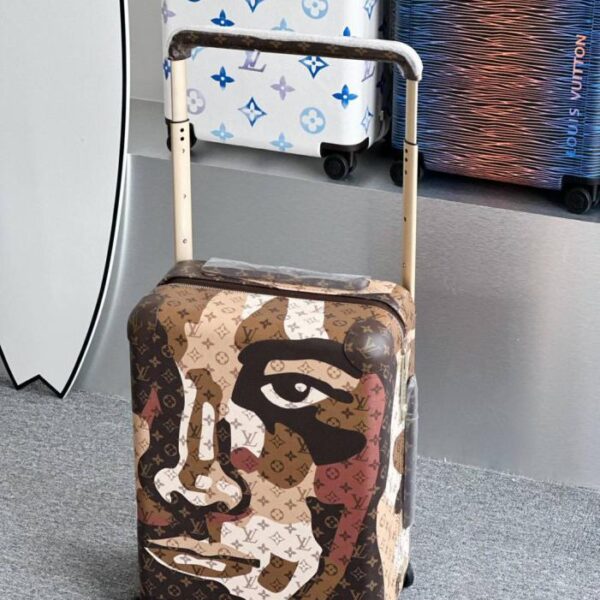 repliche,replica,perfette,siti di,affidabili,migliori siti,dove comprare,1:1,scarpe da ginnastica Valigia trolley Louis Vuitton di alta gamma, in pelle con cambio colore, con serratura doganale, ruote universali, in alluminio, ampia, alla moda, 20 pollici (NNZA7)