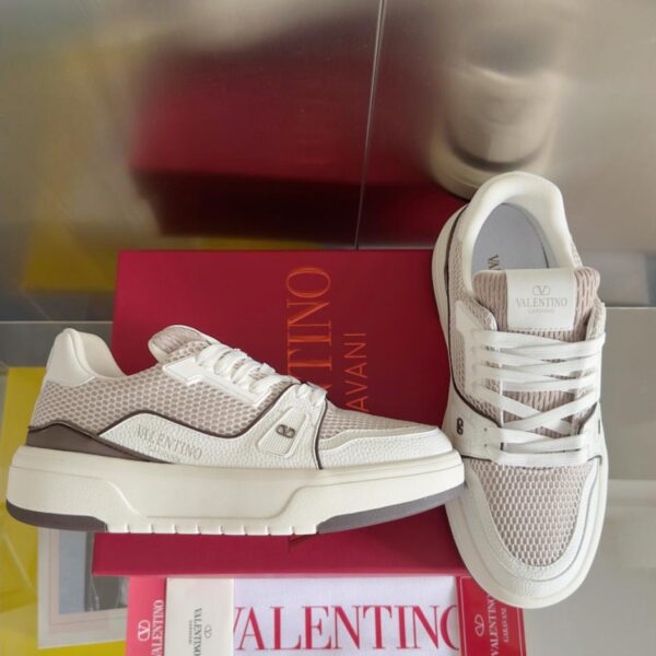 repliche,replica,perfette,siti di,affidabili,migliori siti,dove comprare,1:1,scarpe da ginnastica Versione top delle scarpe sportive casual con suola spessa Valentino Trainer della coppia (N4OE5)