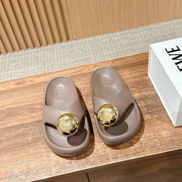 repliche,replica,perfette,siti di,affidabili,migliori siti,dove comprare,1:1,scarpe da ginnastica Infradito Loewe Pebble Ball (E5BKB)