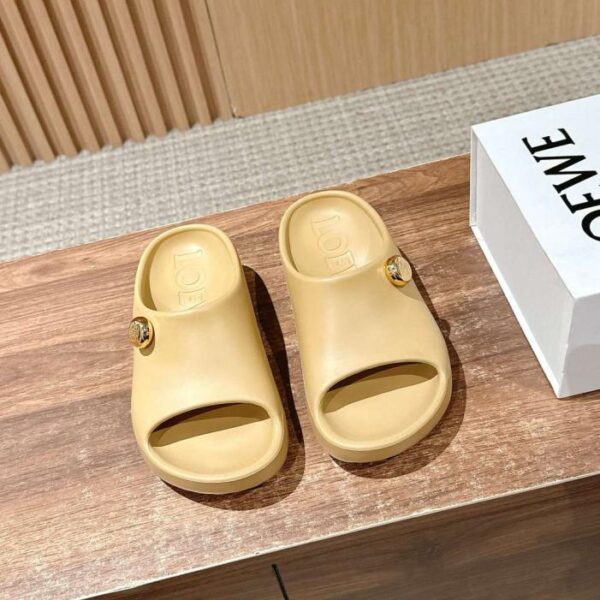 repliche,replica,perfette,siti di,affidabili,migliori siti,dove comprare,1:1,scarpe da ginnastica Loewe Summer Paulas, pantofole alla moda in edizione limitata, pantofole ultraleggere (5KT3I)