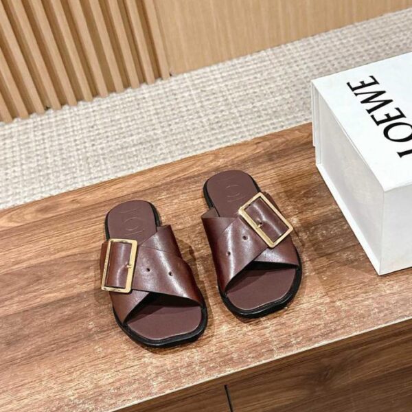 repliche,replica,perfette,siti di,affidabili,migliori siti,dove comprare,1:1,scarpe da ginnastica Pantofole piatte con cinturino incrociato della serie Early Spring di Loewe (TN5FO)