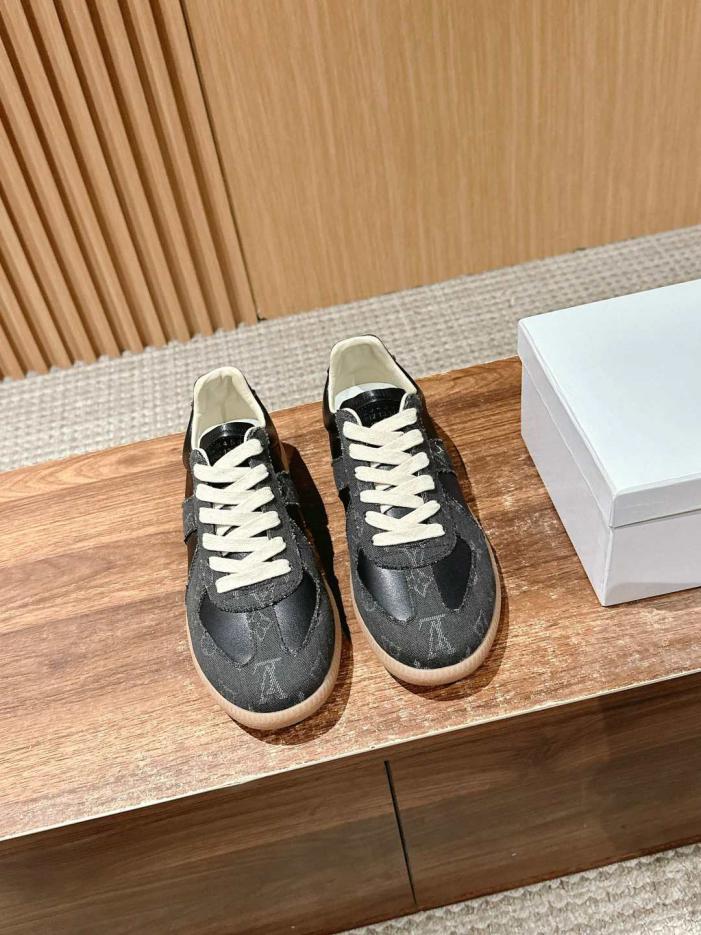 repliche,replica,perfette,siti di,affidabili,migliori siti,dove comprare,1:1,scarpe da ginnastica Maison Margiela MM6 Retro Sneakers (2D8M9) repliche,replica,perfette,siti di,affidabili,migliori siti,dove comprare,1:1,scarpe da ginnastica Maison Margiela MM6 Retro Sneakers (2D8M9)