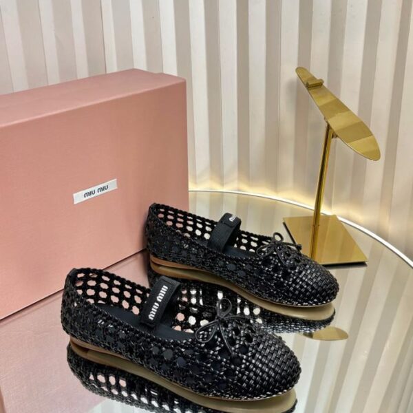 repliche,replica,perfette,siti di,affidabili,migliori siti,dove comprare,1:1,scarpe da ginnastica Miu Miu Primavera/Estate Nuove Ballerine in Rete (FR24W)